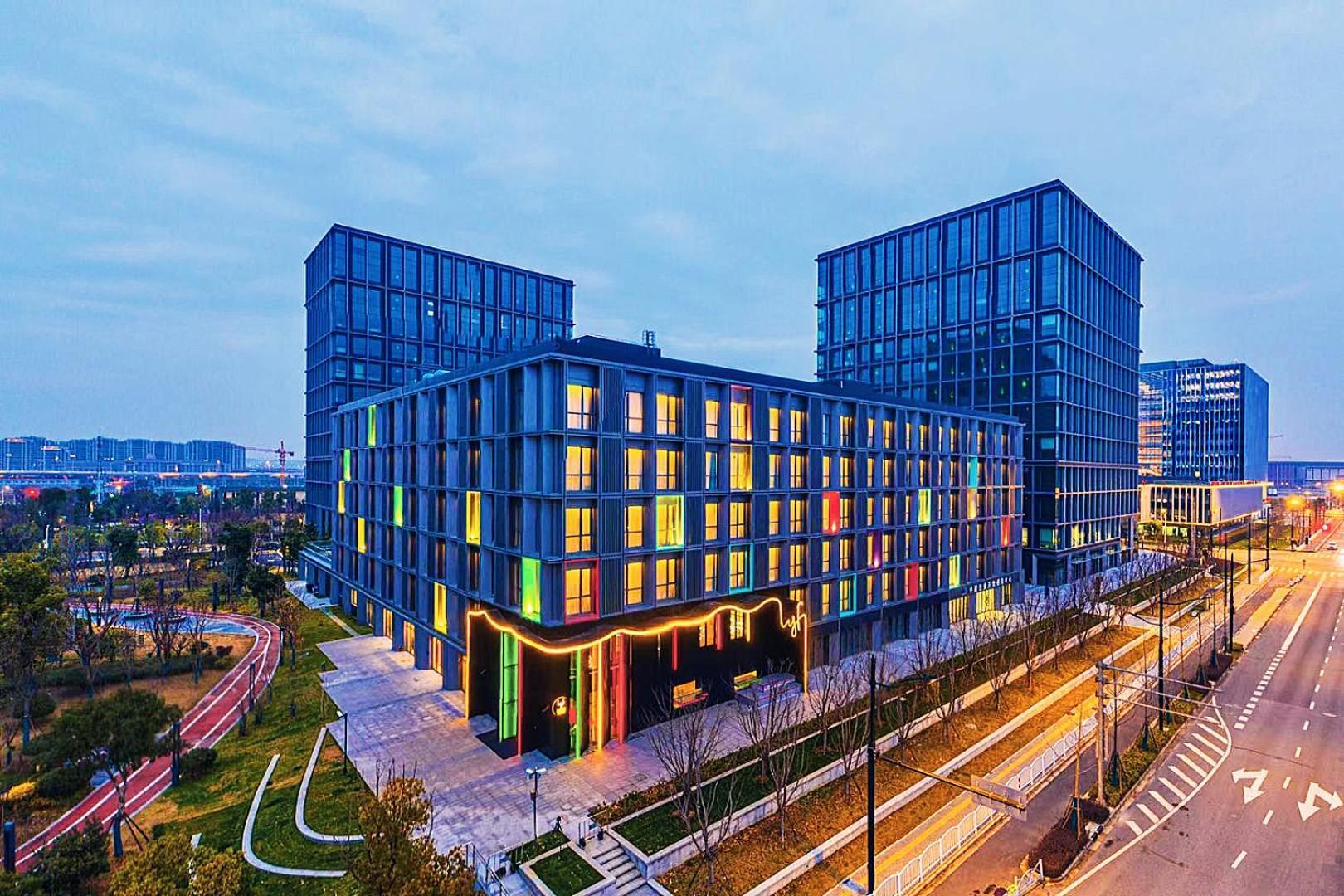 Lyf By Ascott Hongqiao Necc Aparthotel 4*